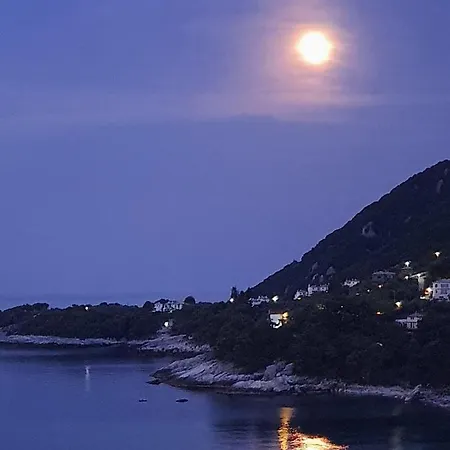 Endless Blue * Agios Ioannis (Thessaly)